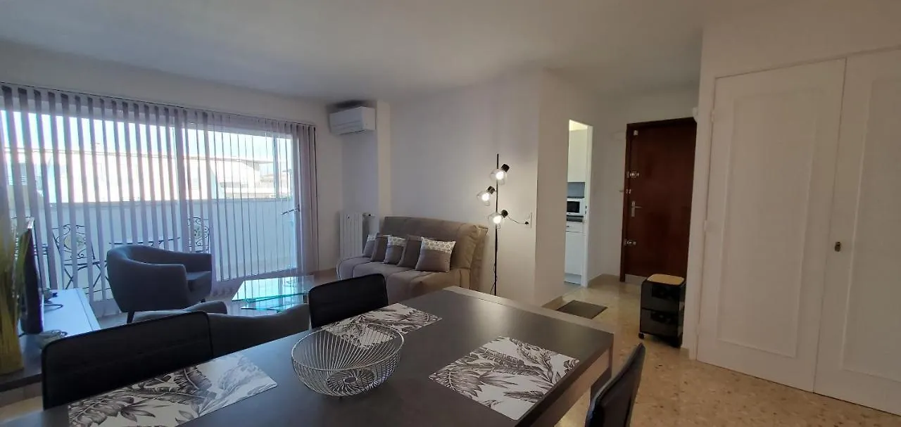 Frejus Plage T1 35M2, Climatise, 2 Personnes, Apartment