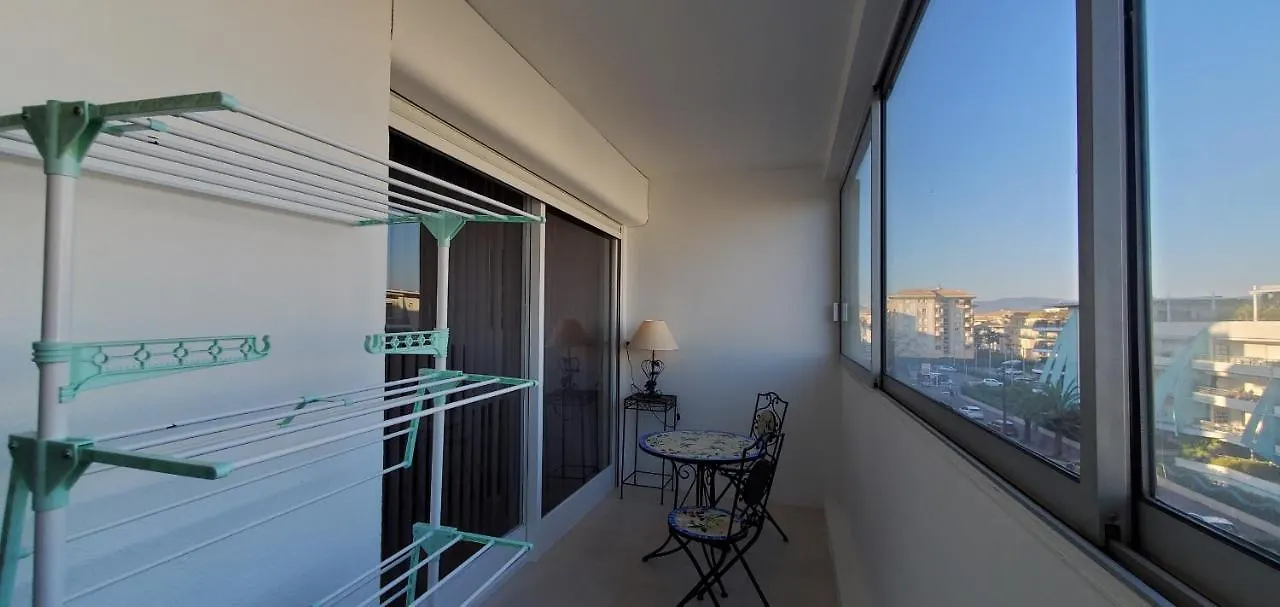 Frejus Plage T1 35M2, Climatise, 2 Personnes, Apartment France